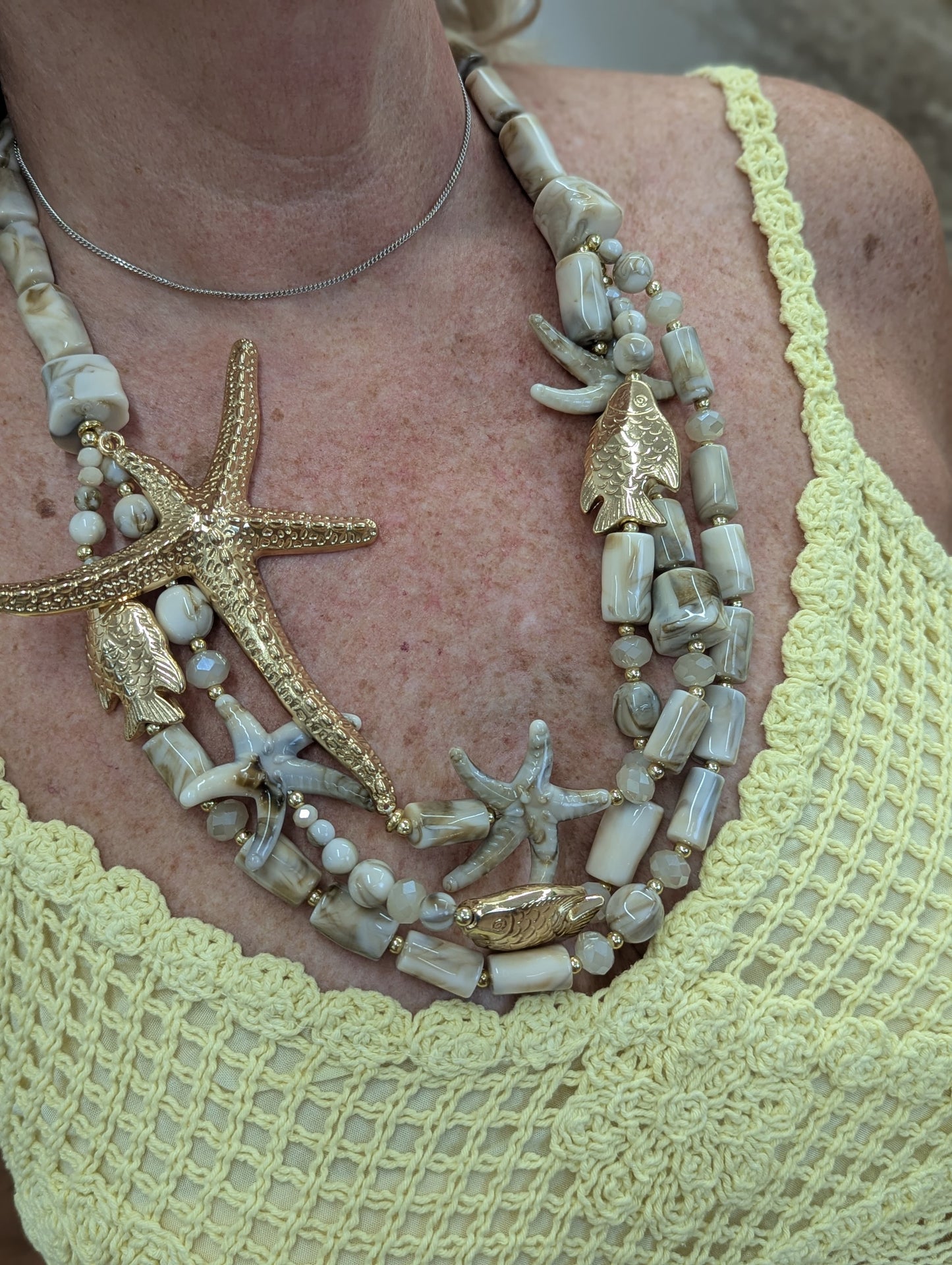 Gold starfish necklace